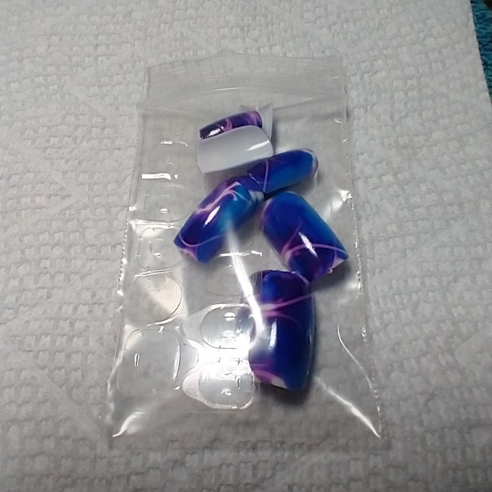 Press on nails purple blue swirl abstract set - Picture 2 of 2